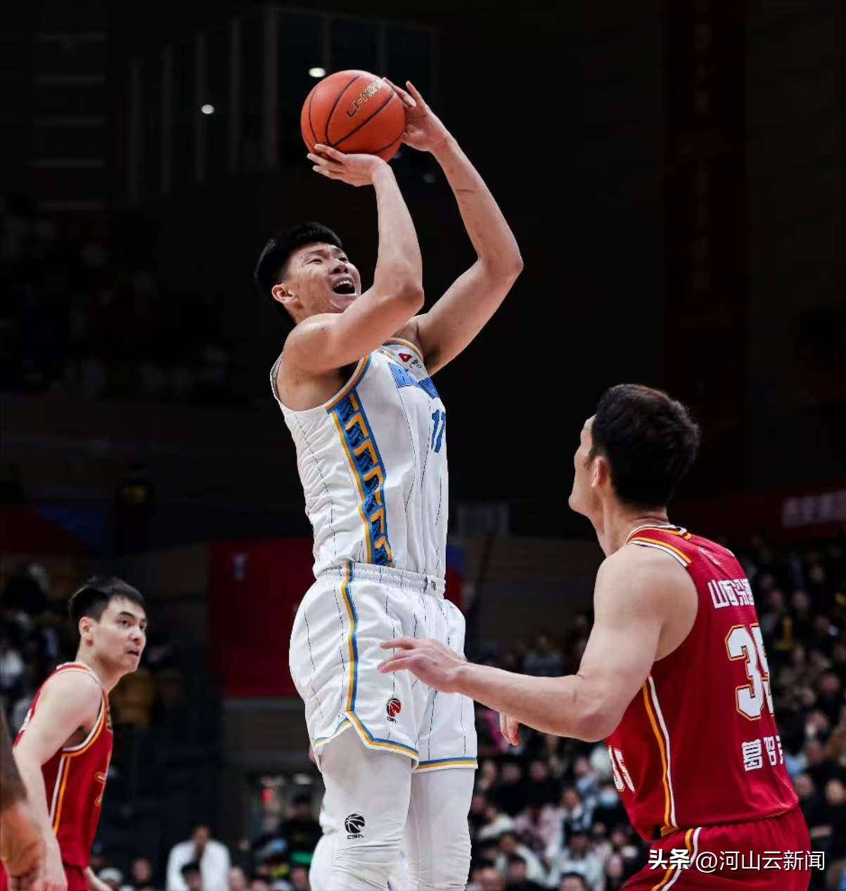 新晋球队表现抢眼,触底反弹成为焦点的简单介绍